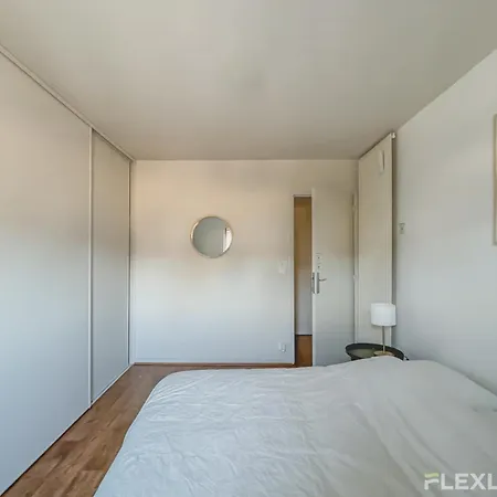 Apartment Beautiful 3-room 1st Paris