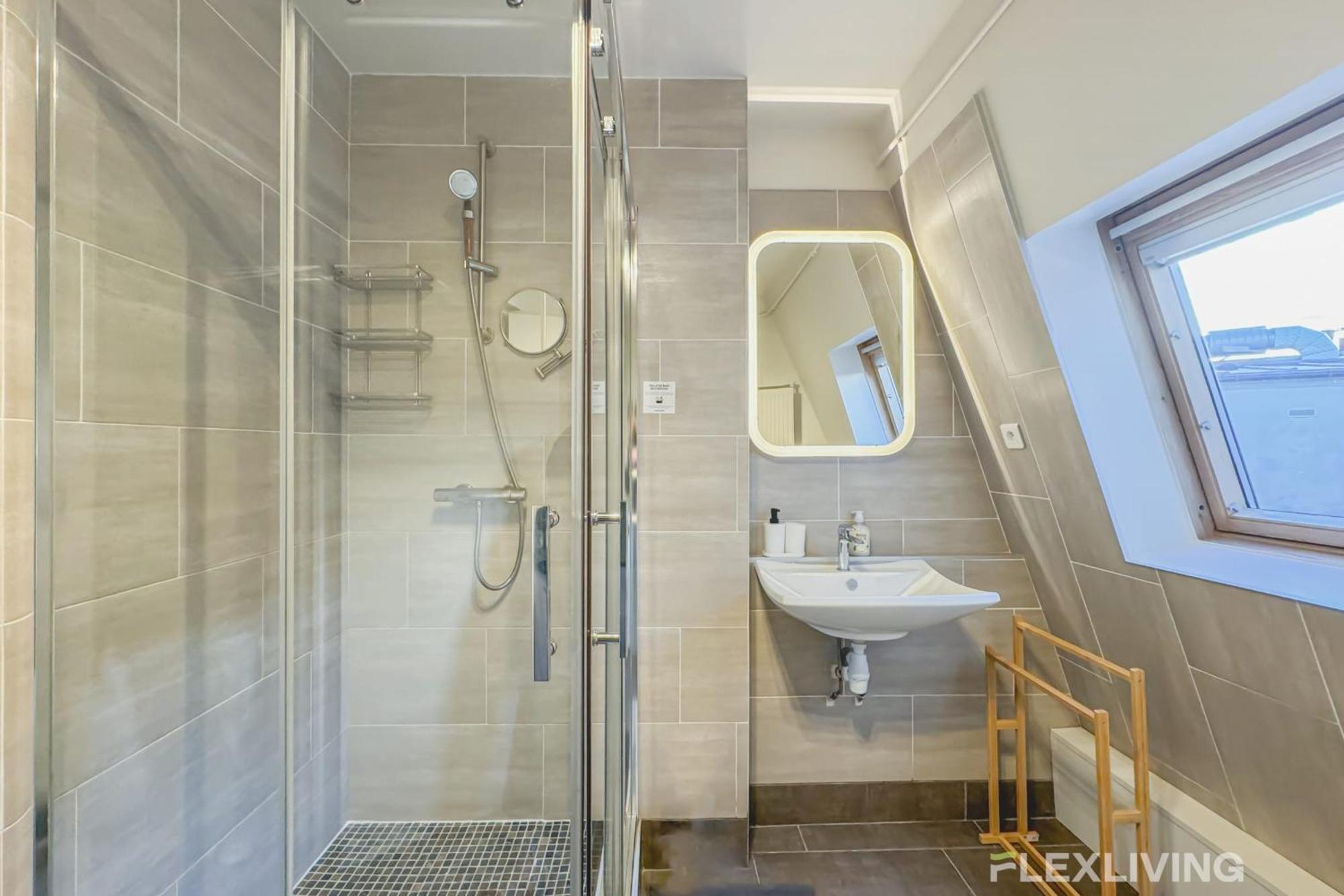 Apartment Beautiful 3-room 1st
